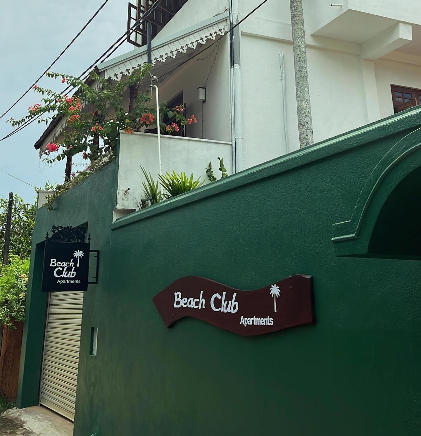 Beach Club Apartments Induruwa Exterior foto